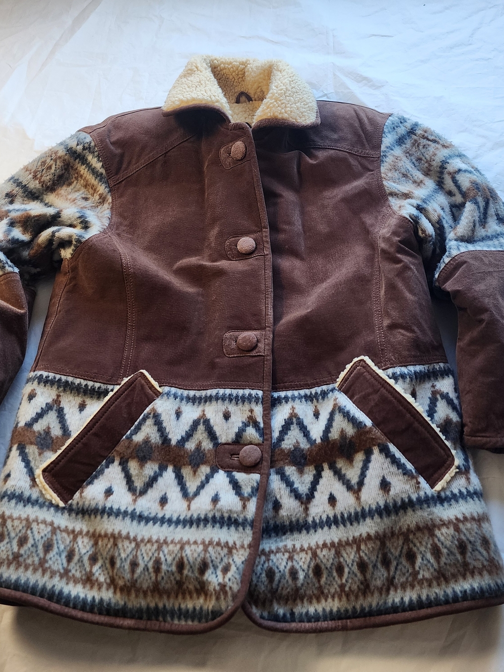 VTG GALLERY Women's Suede Brown Sherpa Lined Soutwestern Geometric Pattern Sz Me